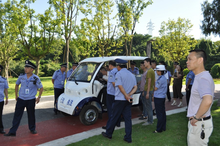 專業(yè)電動(dòng)巡邏車、電動(dòng)觀光車制造商