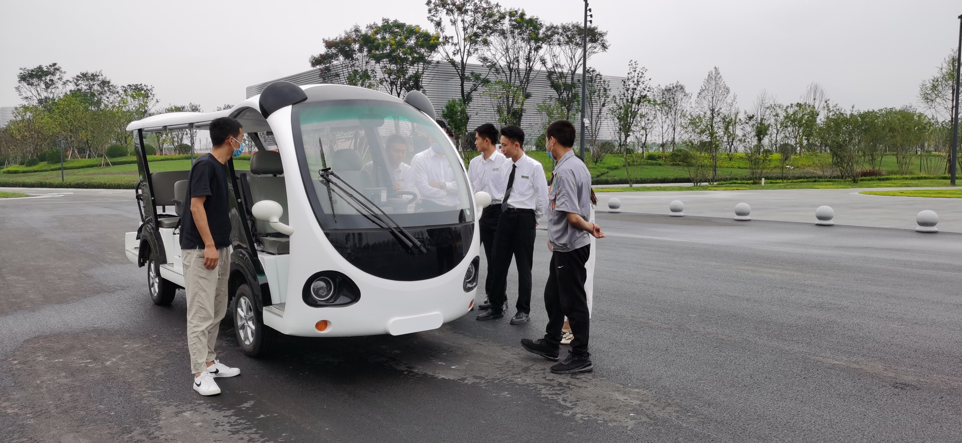 專業(yè)電動巡邏車、電動觀光車制造商