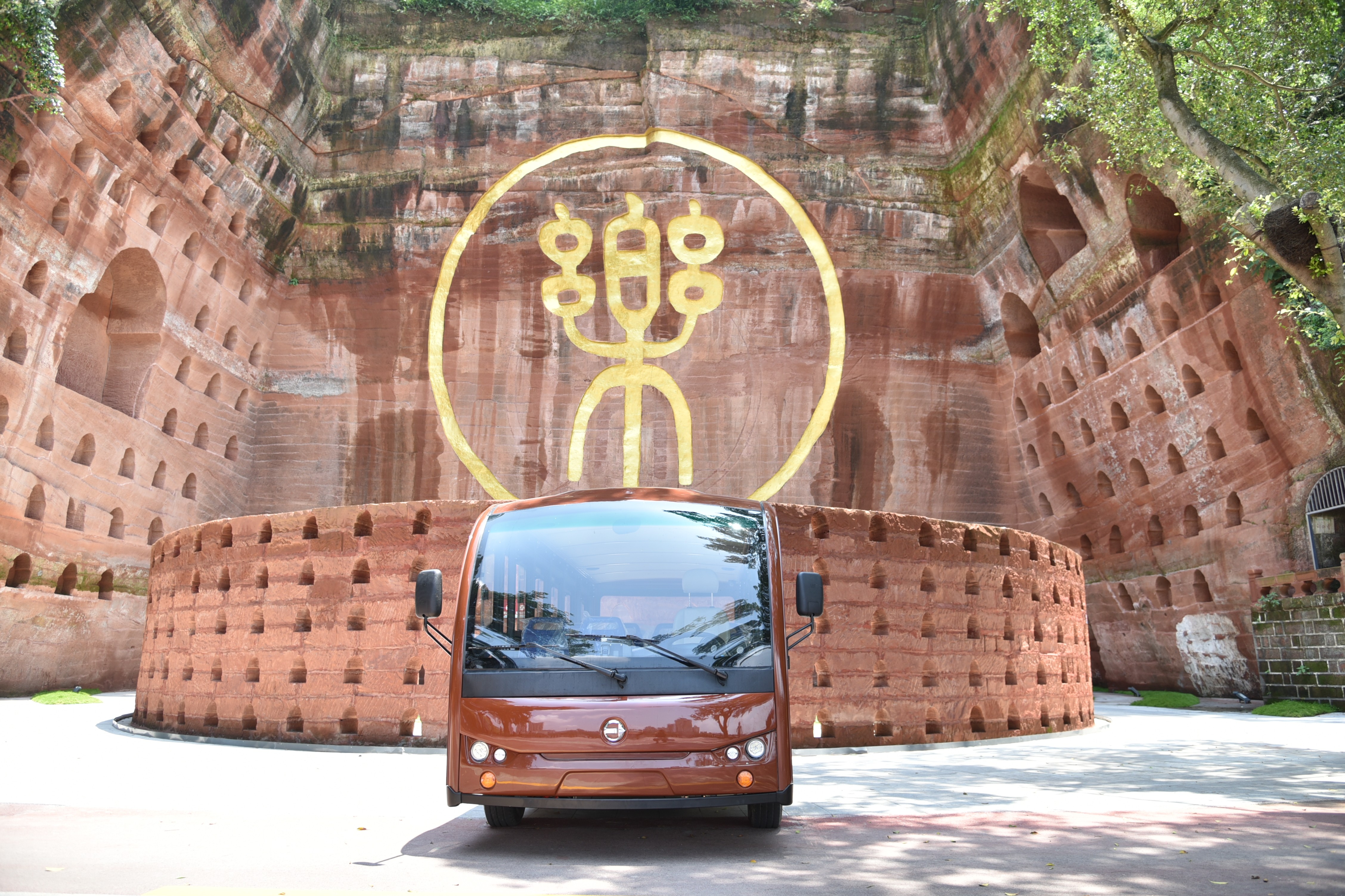 專業(yè)電動(dòng)巡邏車、電動(dòng)觀光車制造商