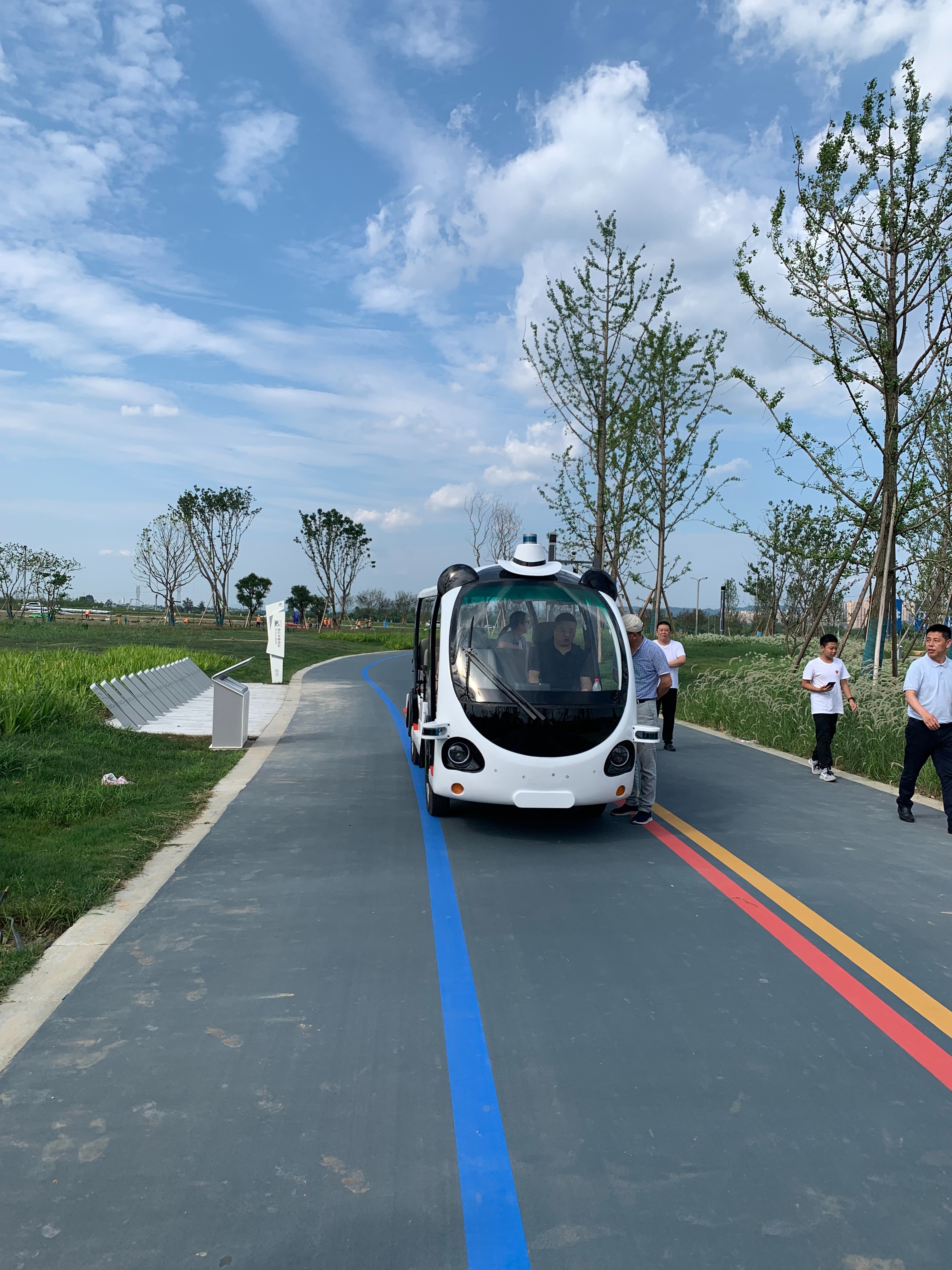 專(zhuān)業(yè)電動(dòng)巡邏車(chē)、電動(dòng)觀光車(chē)制造商