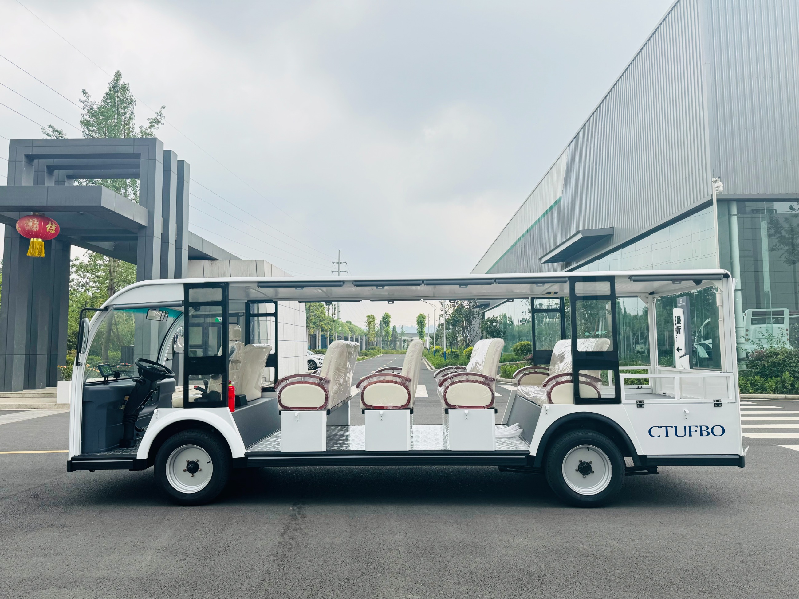 專業(yè)電動(dòng)巡邏車廠家,電動(dòng)觀光車制造商